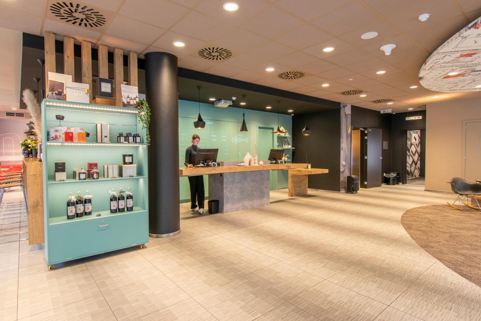 Hotel Ibis De Panne Esterno foto