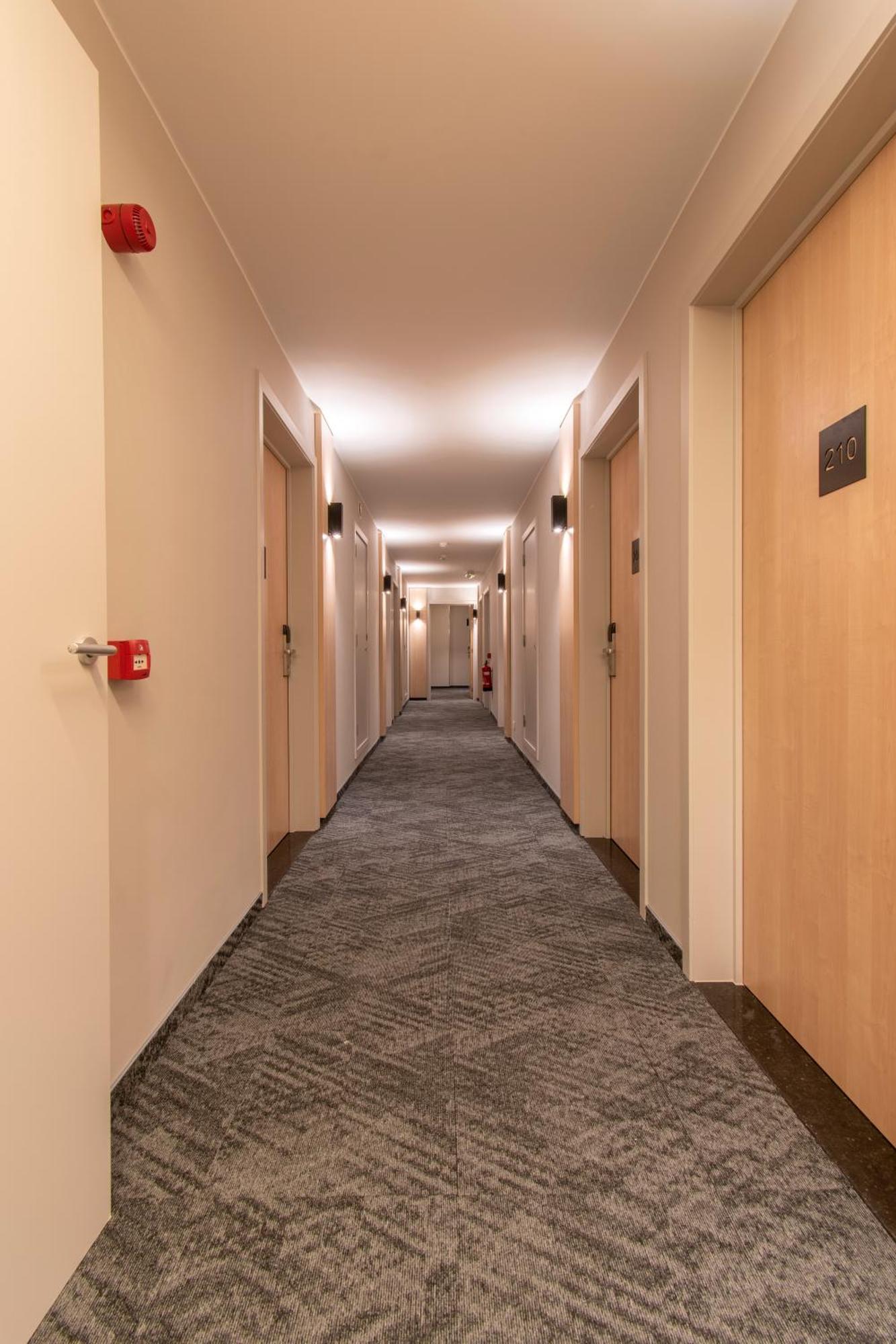 Hotel Ibis De Panne Esterno foto